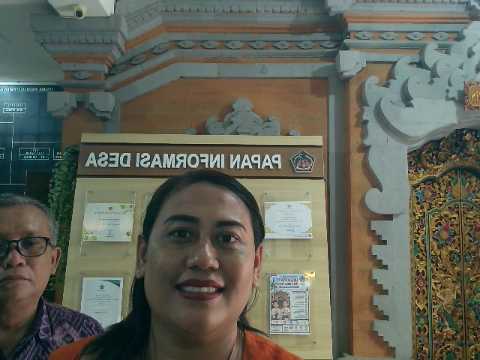 AYU SUARIYANI
